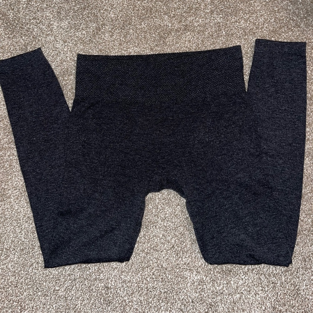 Knit high waisted leggings
